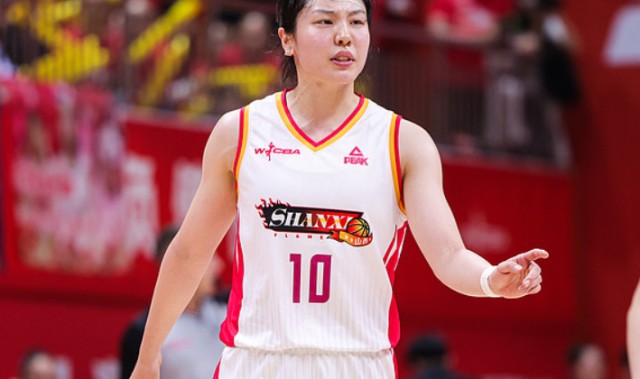 开云-锁死最佳外援！中国女篮26岁1米86王牌闪耀：防守悍将冲击第二冠