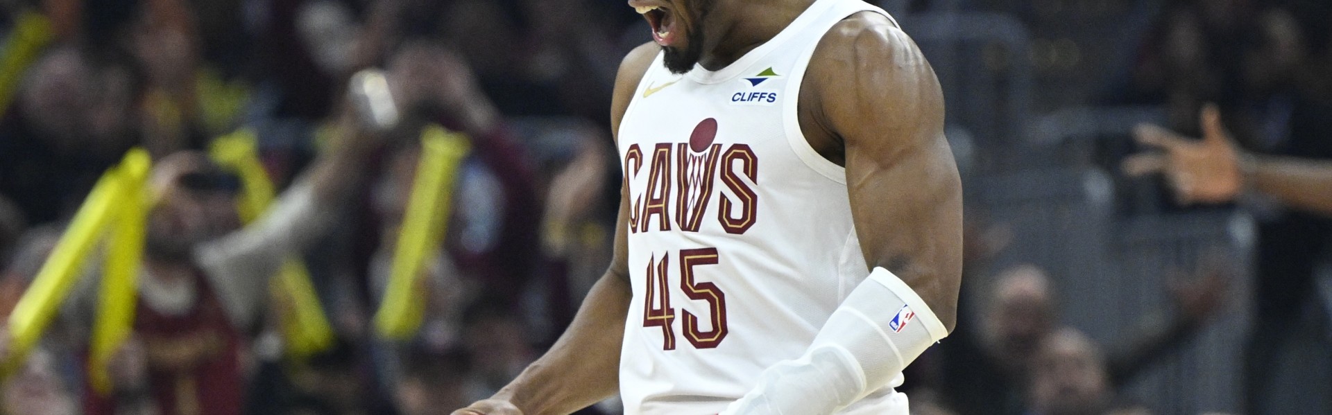 开云官网-哈登继续打！明天骑士客战老鹰 米切尔&amp;阿伦&amp;梅里尔缺阵 泰森存疑