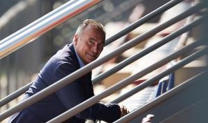 开云体育下载-巴萨副主席：三冠？我们什么都还没赢到 皇马出局？我只关注巴萨