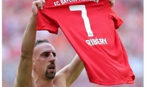 kaiyun-安联国王！拜仁祝里贝里42岁生日快乐，效力期间425场124球182助