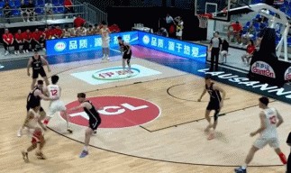 朱正：我们应该多打一些挡拆，因为挡拆确实有效果